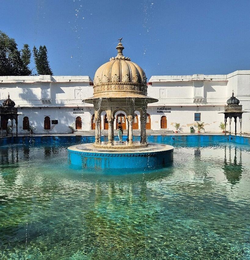 Saheliyon Ki Bari Udaipur Tour Package